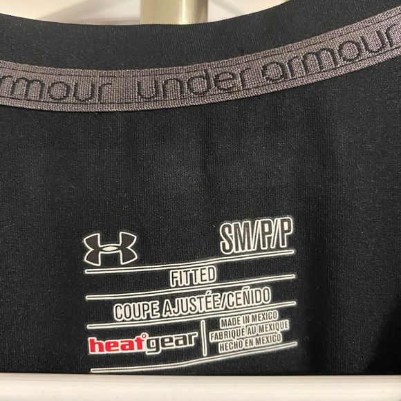 Under armor women’s t-shirt - Picture 4 of 4